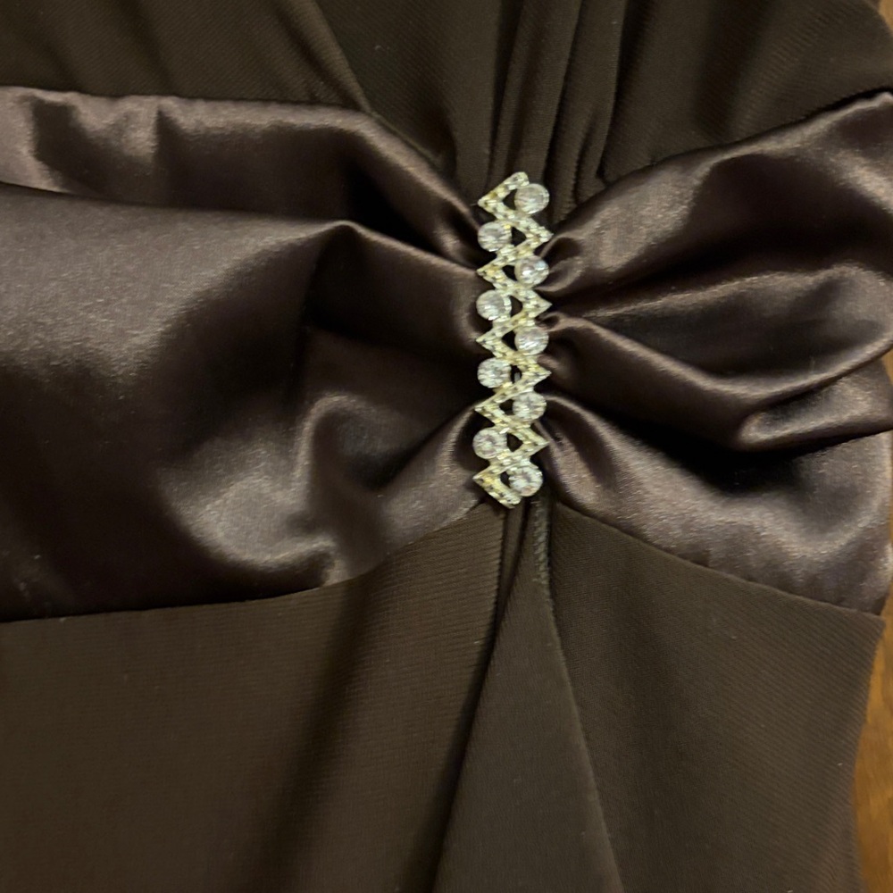 Chocolate brown formal dress - Picture 3 of 9